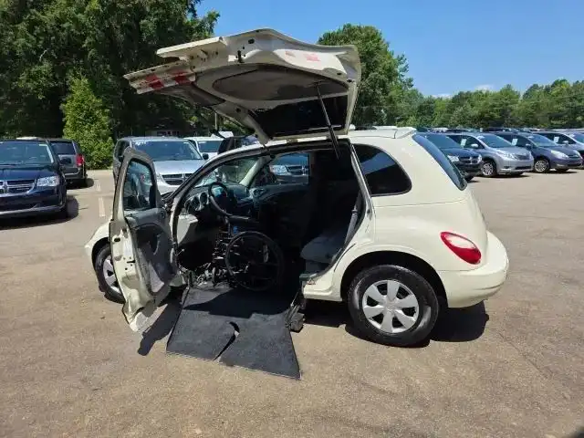 2006 Chrysler PT Cruiser's photo
