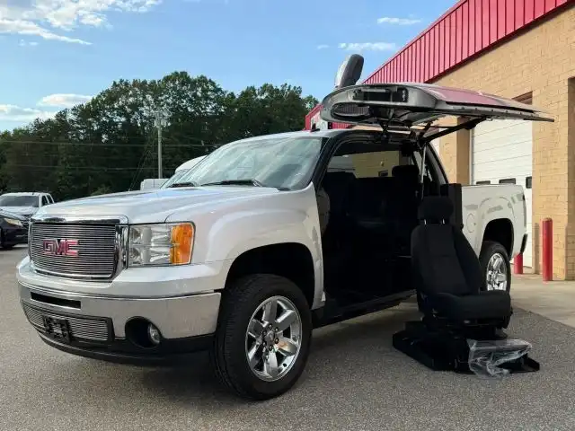 2013 GMC Sierra 2WD Crew Cab SLE SWB's photo