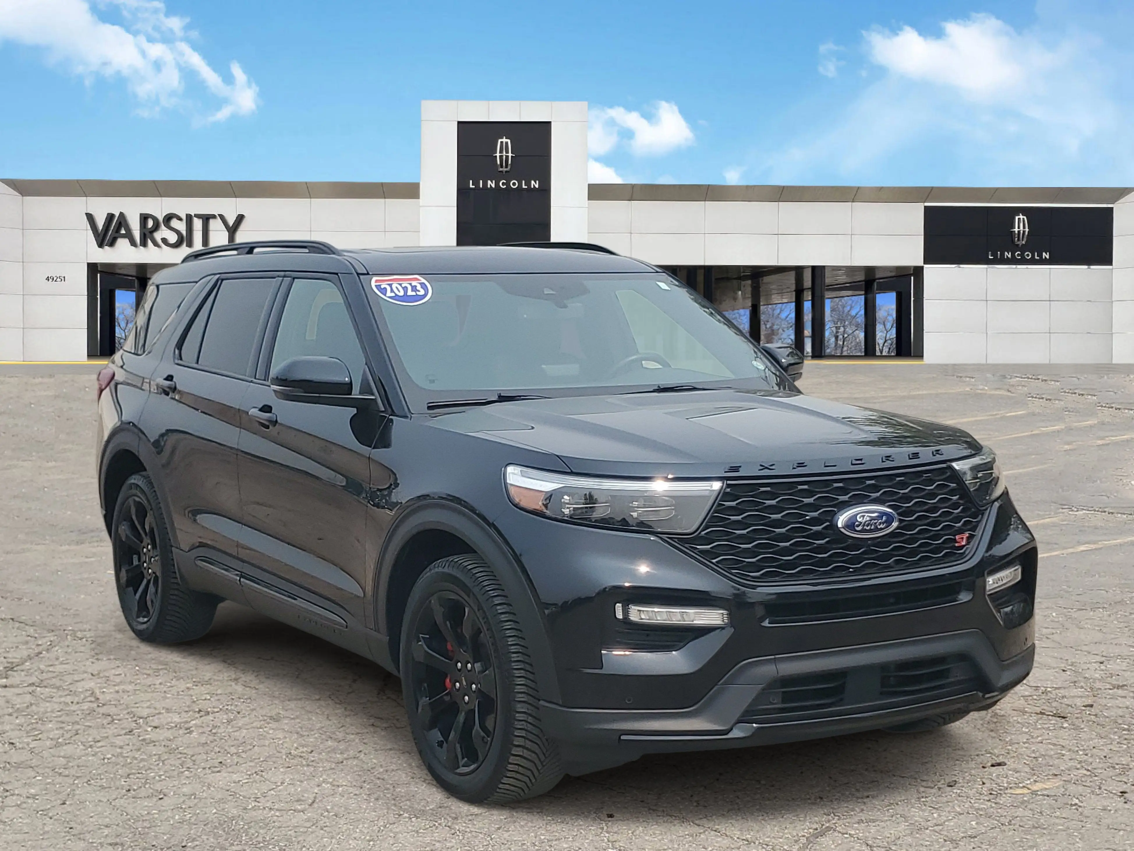 2023 Ford Explorer ST 4WD photo 1