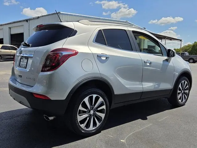 2022 Buick Encore Preferred AWD photo 5