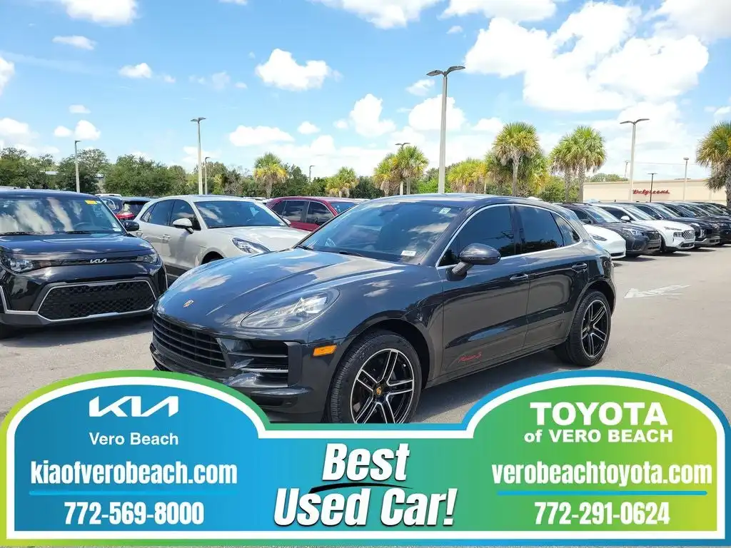 2021 Porsche Macan S's photo