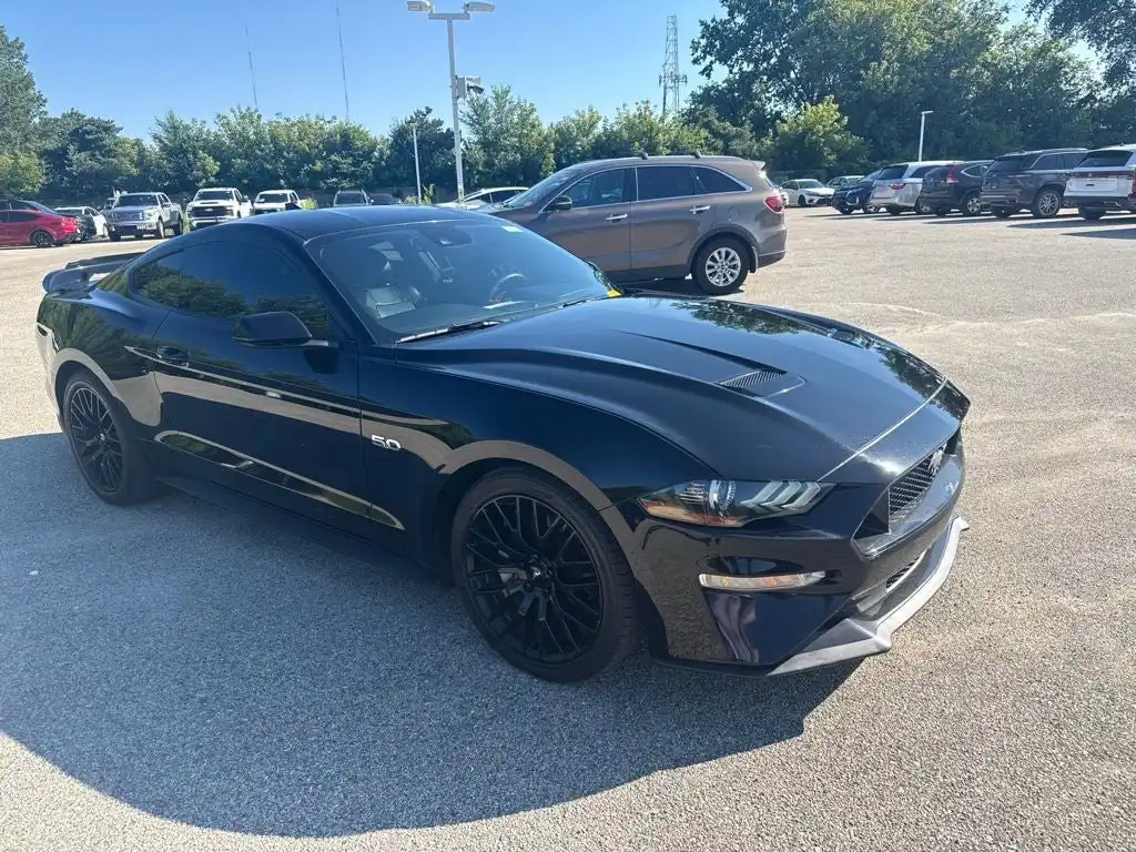 2021 Ford Mustang GT Coupe Premium's photo