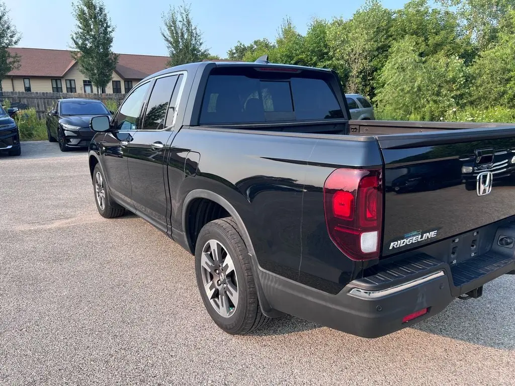 2019 Honda Ridgeline RTL-E AWD photo 5