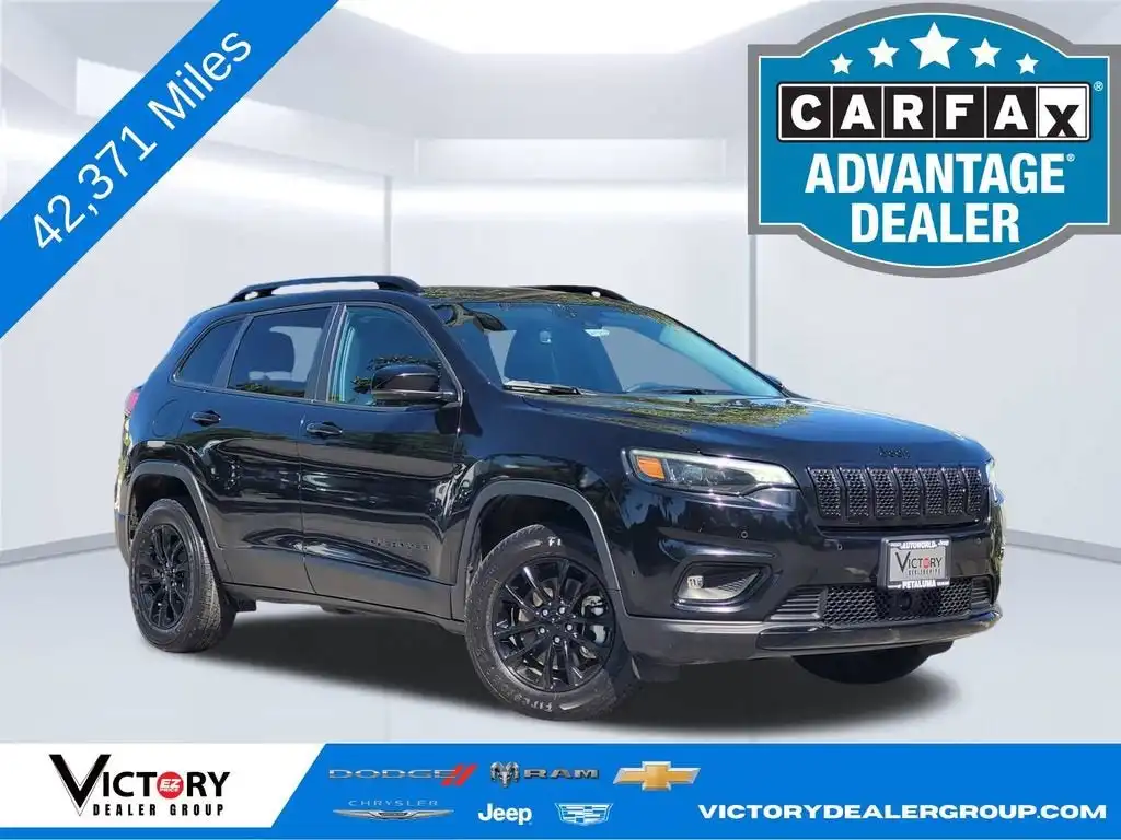 2023 Jeep Cherokee Altitude Lux 4X4's photo