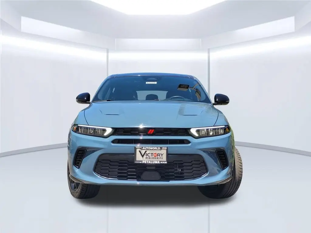 2024 Dodge Hornet 1.3 R/T Plus eAWD photo 3