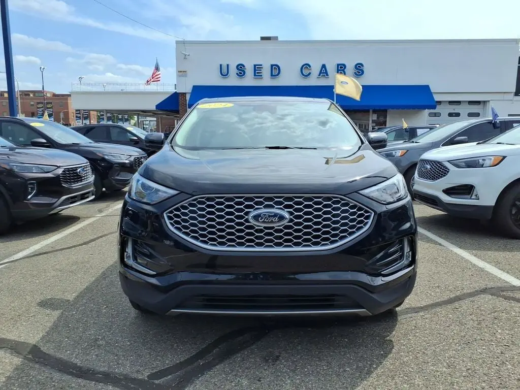 2024 Ford Edge SEL AWD photo 3