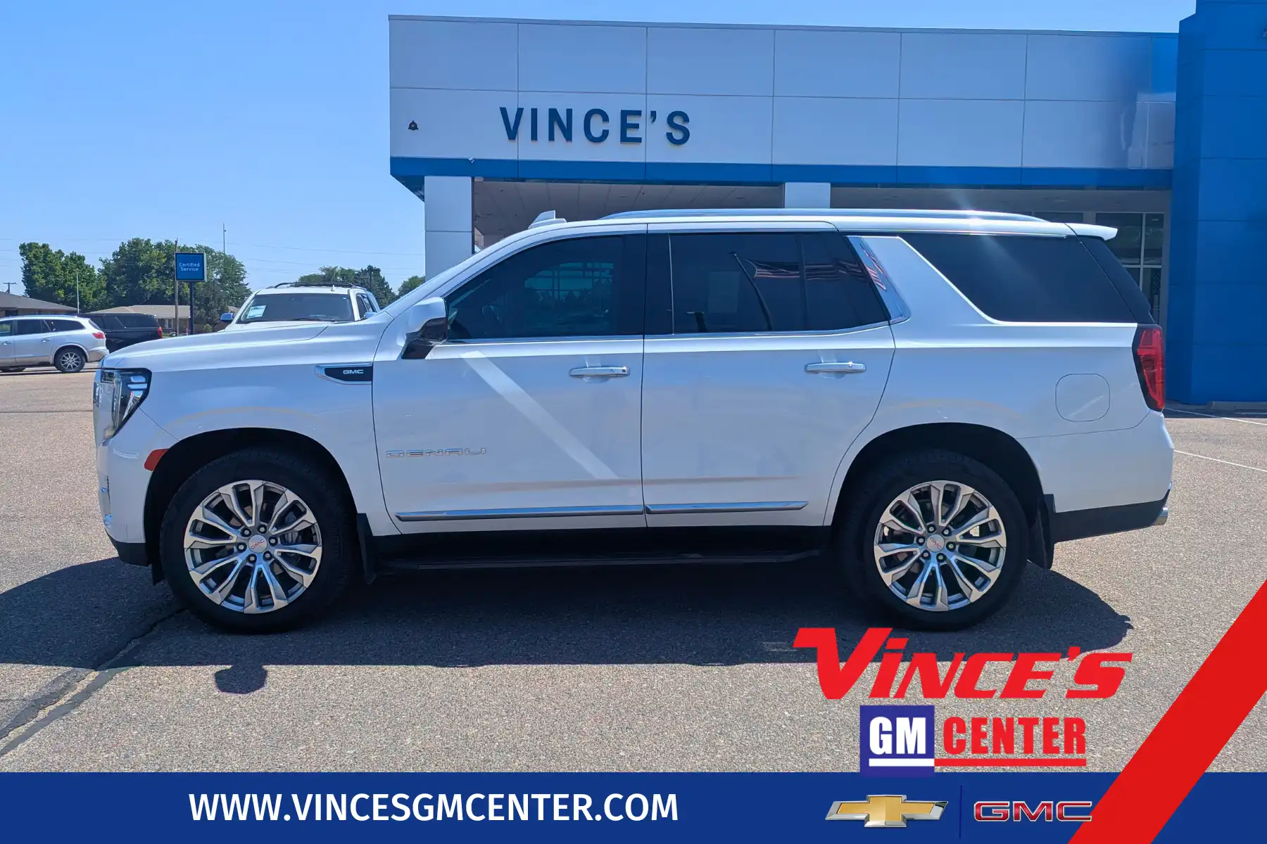 2022 GMC Yukon Denali's photo