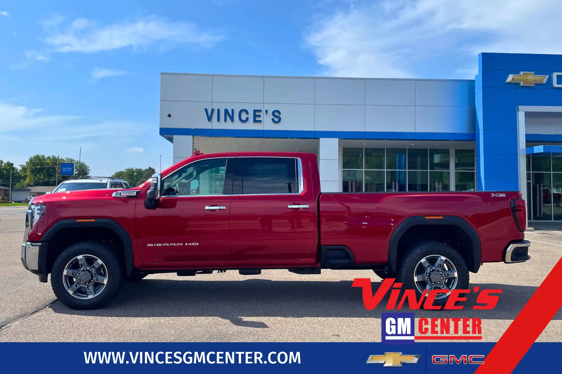 2026 GMC Sierra 4WD Crew Cab Standard Box SLT's photo