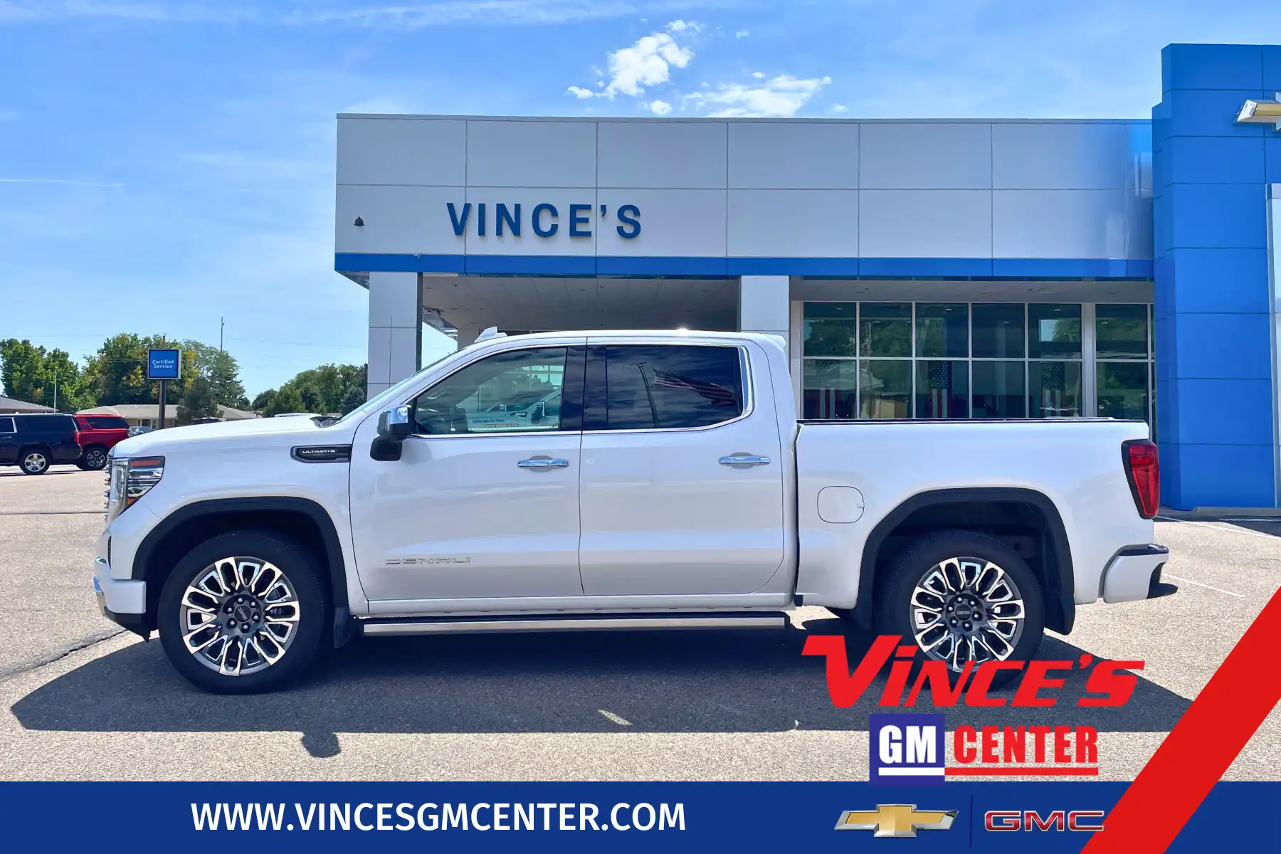 2024 GMC Sierra Denali Ultimate 4WD Crew Cab Short Box's photo