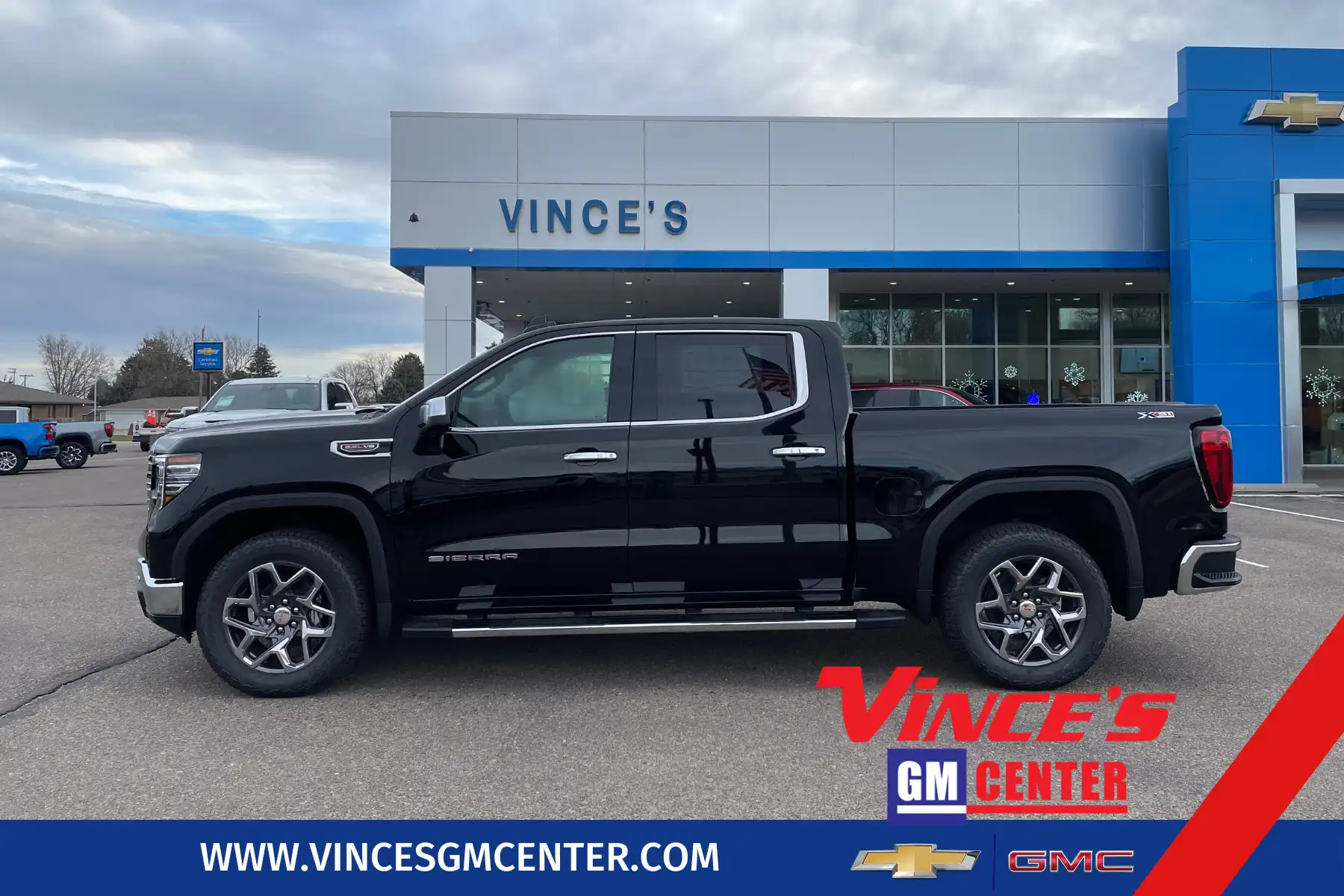 2026 GMC Sierra 4WD Crew Cab Short Box SLT's photo