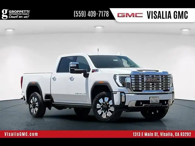 2024 GMC Sierra 4WD Crew Cab Standard Box Denali's photo