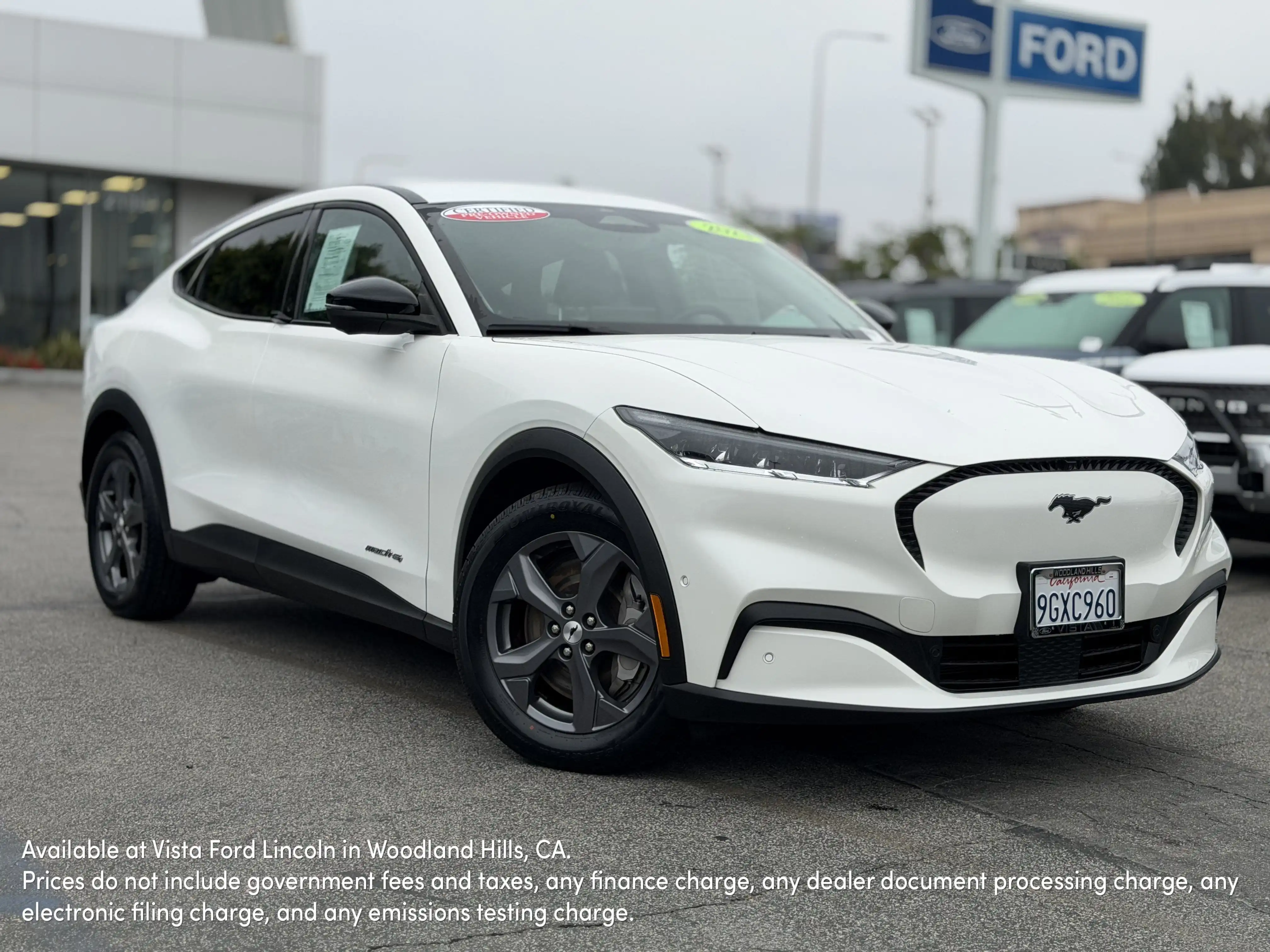 2023 Ford Mustang-Mach-e Select's photo