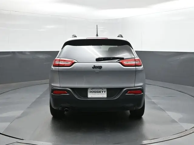 2018 Jeep Cherokee Latitude photo 5