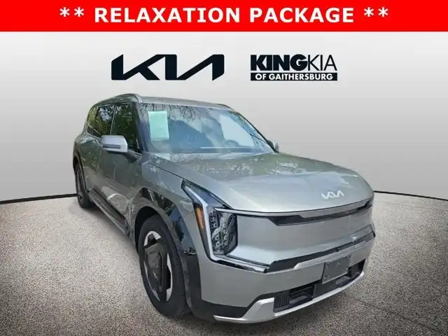 2024 Kia EV9 Land AWD's photo