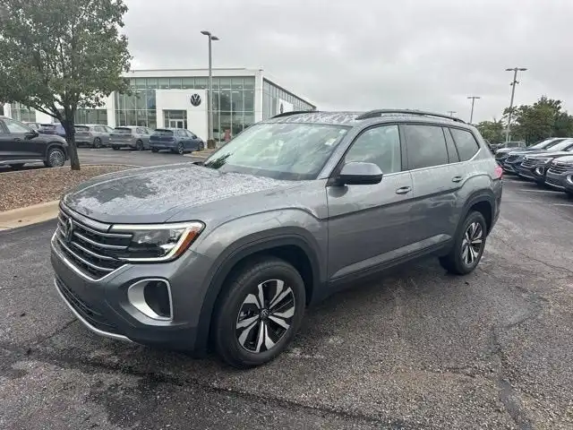 2025 Volkswagen Atlas 2.0T SE 4Motion's photo