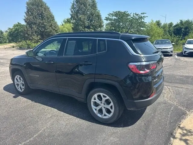 2024 Jeep Compass Latitude 4X4 photo 4