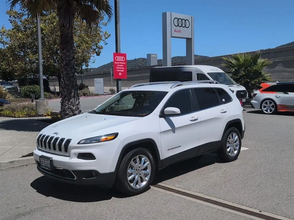 2016 Jeep Cherokee Limited 4X4 photo 4