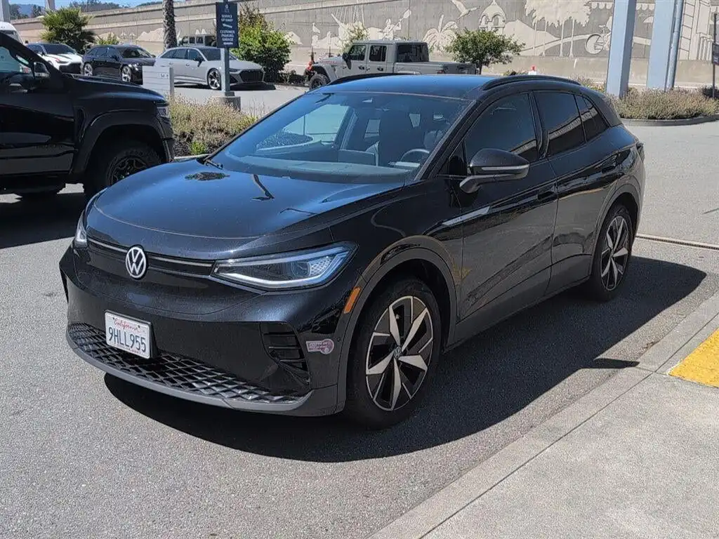 2023 Volkswagen ID.4 S's photo