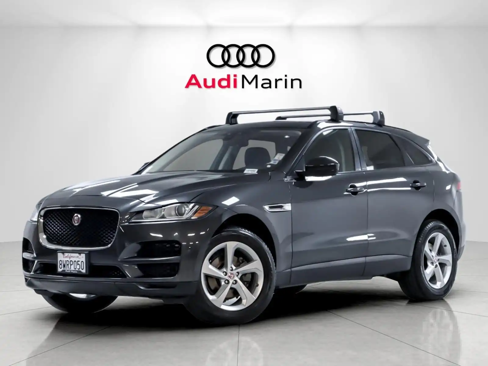 2018 Jaguar F-PACE 25t Premium AWD's photo