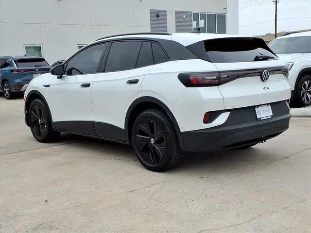 2025 Volkswagen ID.4 PRO S AWD photo 3
