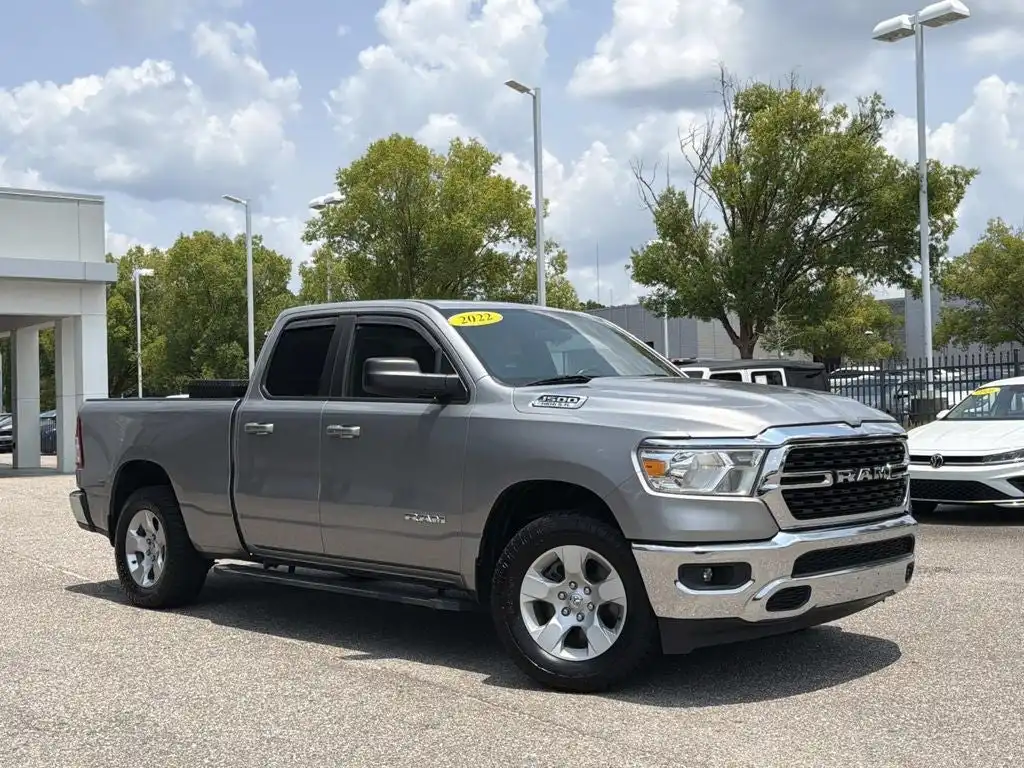 2022 RAM 1500 Big Horn/Lone Star 4x4 Quad Cab 6'4's photo