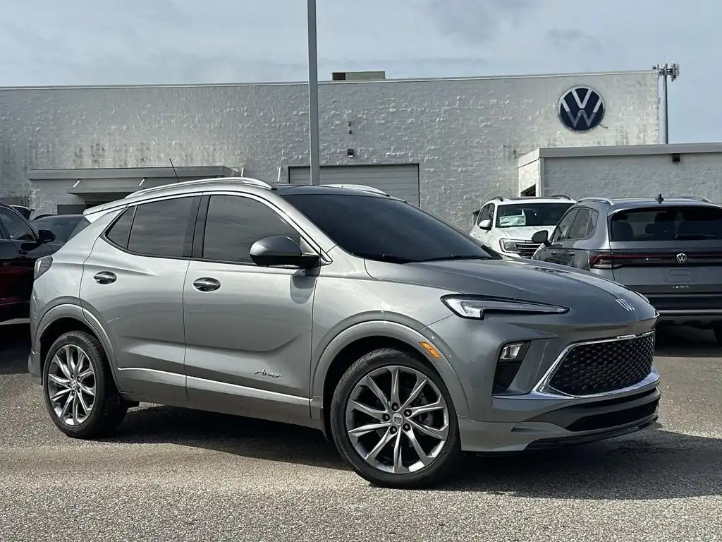 2024 Buick Encore GX Avenir's photo