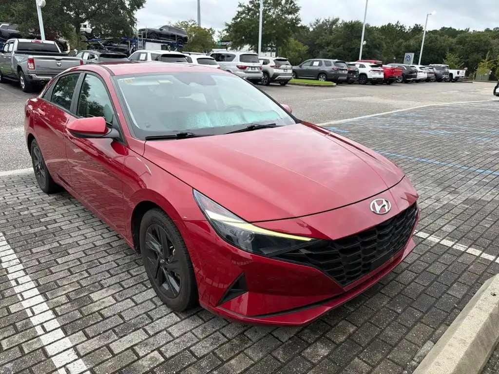 2022 Hyundai Elantra 2.0 SEL IVT SULEV's photo
