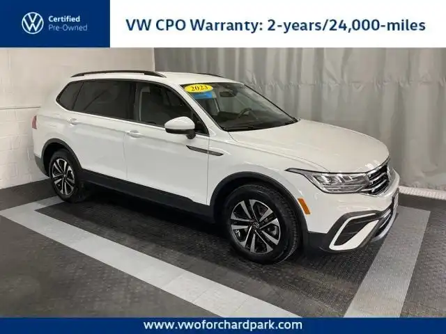 2023 Volkswagen Tiguan 2.0T S's photo
