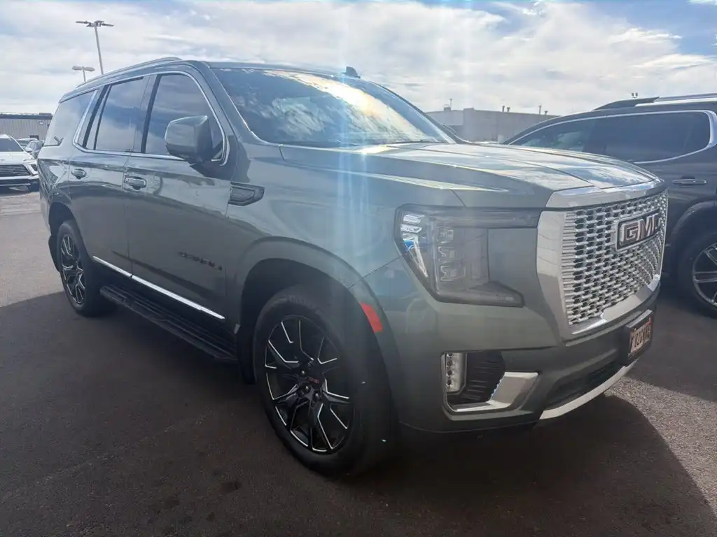 2023 GMC Yukon Denali 4WD's photo