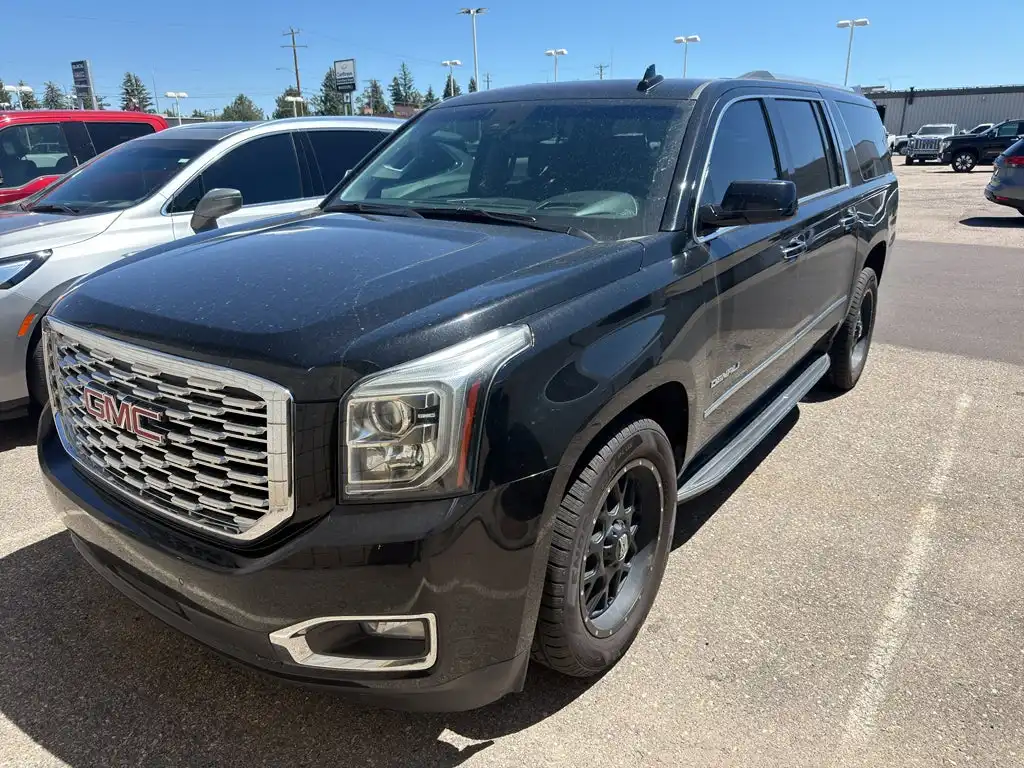 2019 GMC Yukon Denali AWD's photo