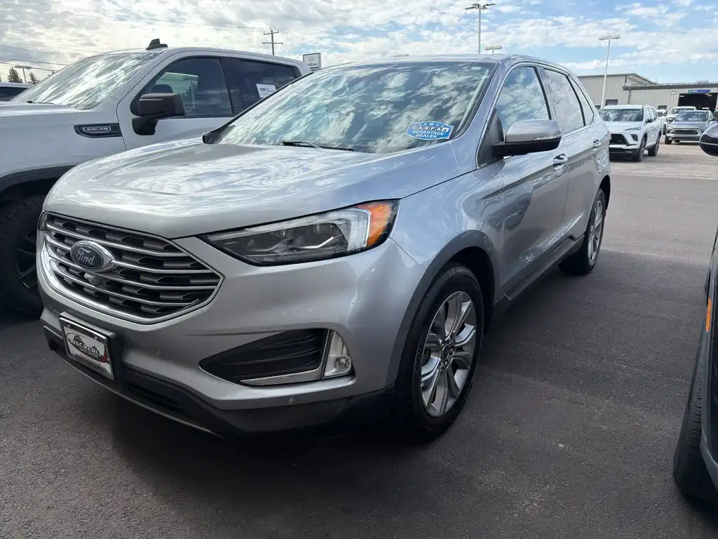 2022 Ford Edge Titanium AWD's photo