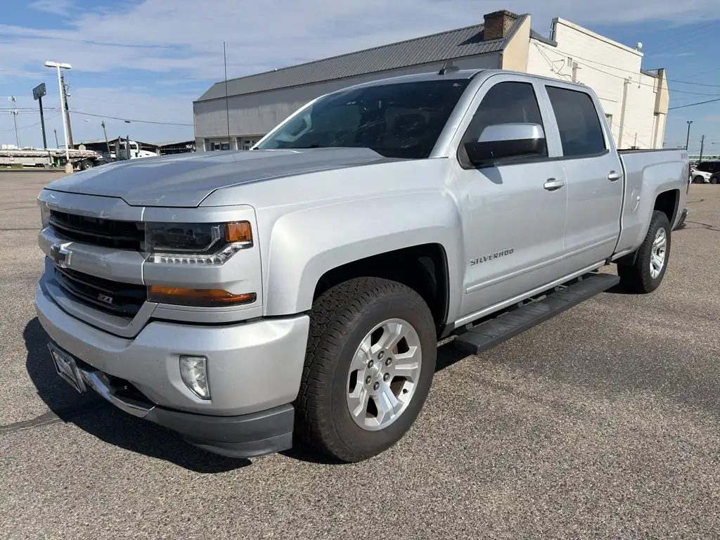 2017 Chevrolet Silverado 1500 LT Z71 4X4 Crew Cab Standard Box's photo