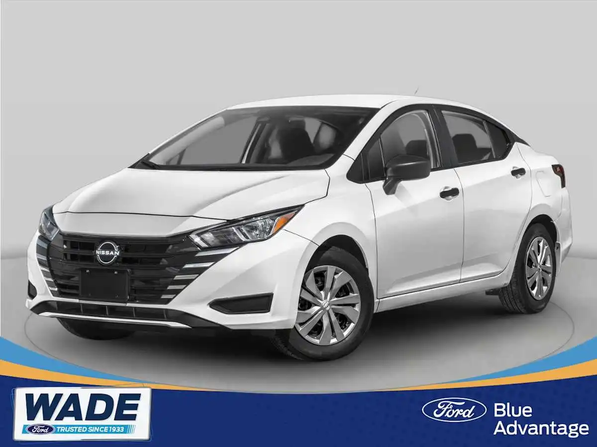 2023 Nissan Versa 1.6 SR CVT's photo