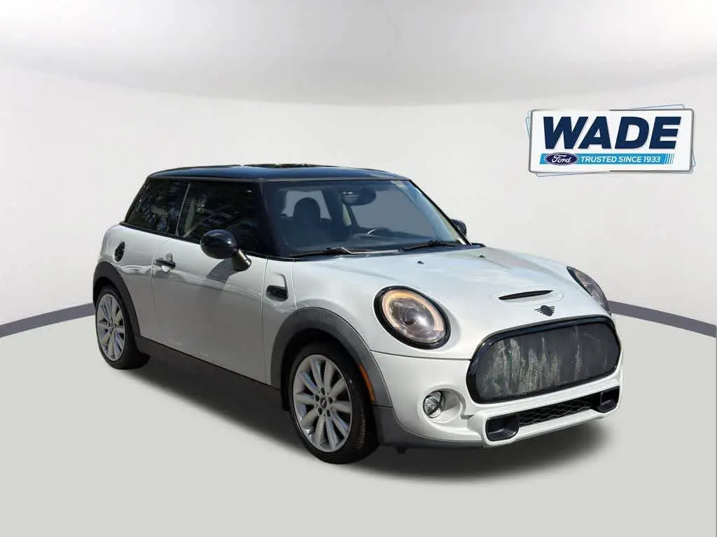 2017 MINI Cooper S photo 3