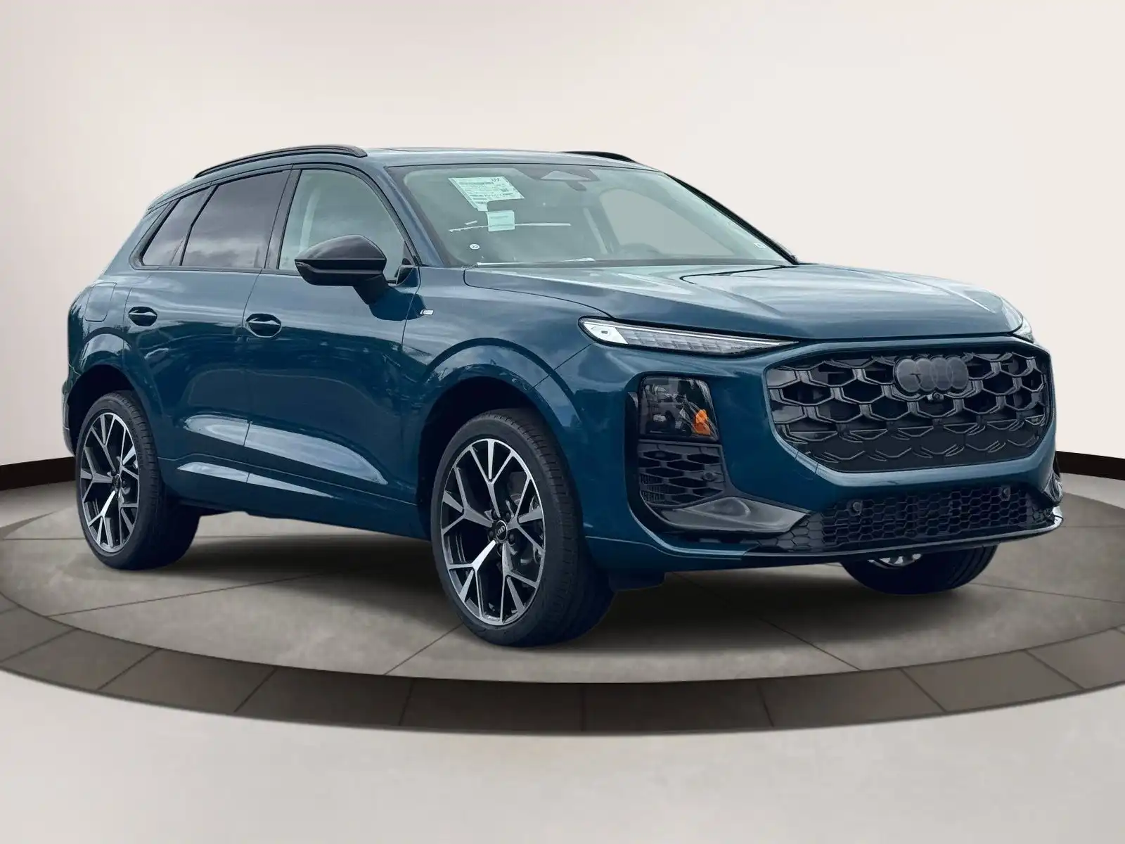 2026 Audi Q3 S line quattro's photo