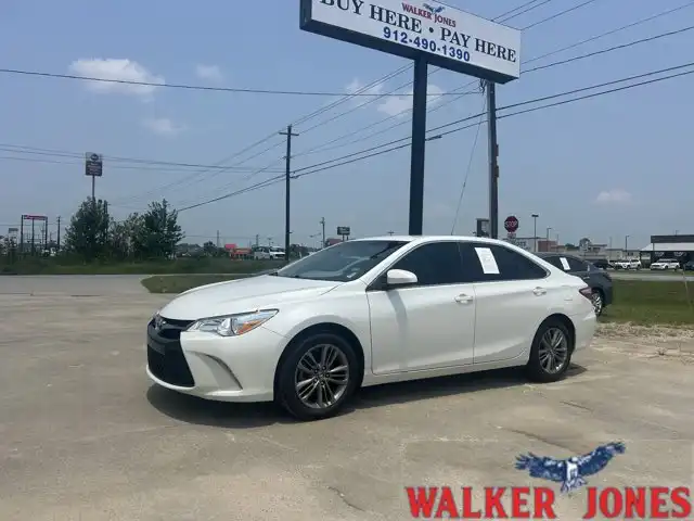 2017 Toyota Camry 2.5 Auto SE's photo