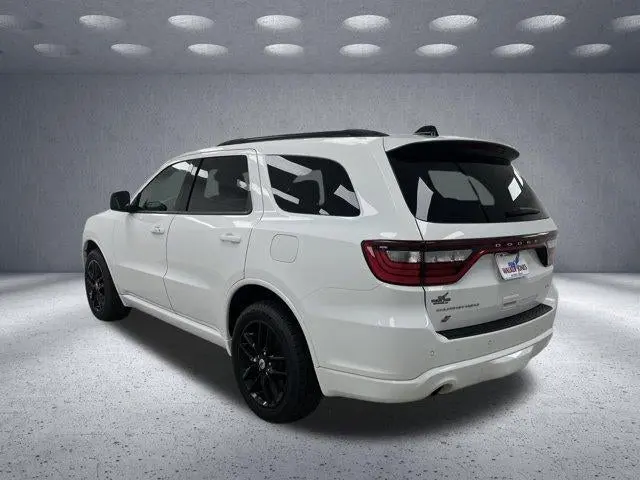 2023 Dodge Durango GT AWD Plus photo 3