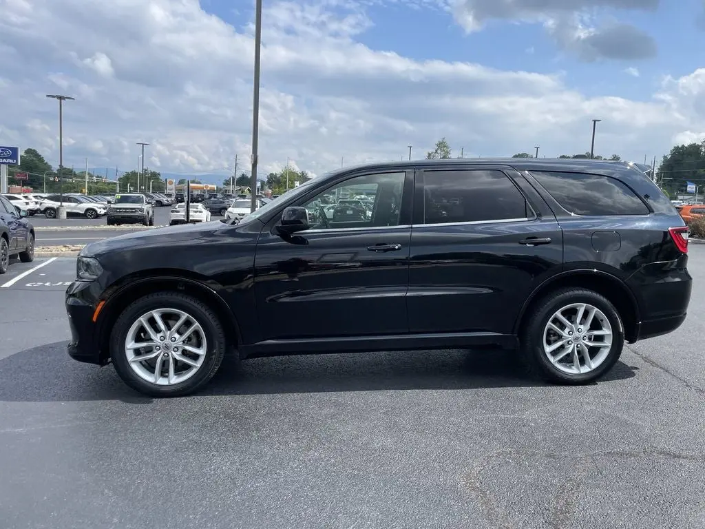2021 Dodge Durango SXT AWD Plus photo 3