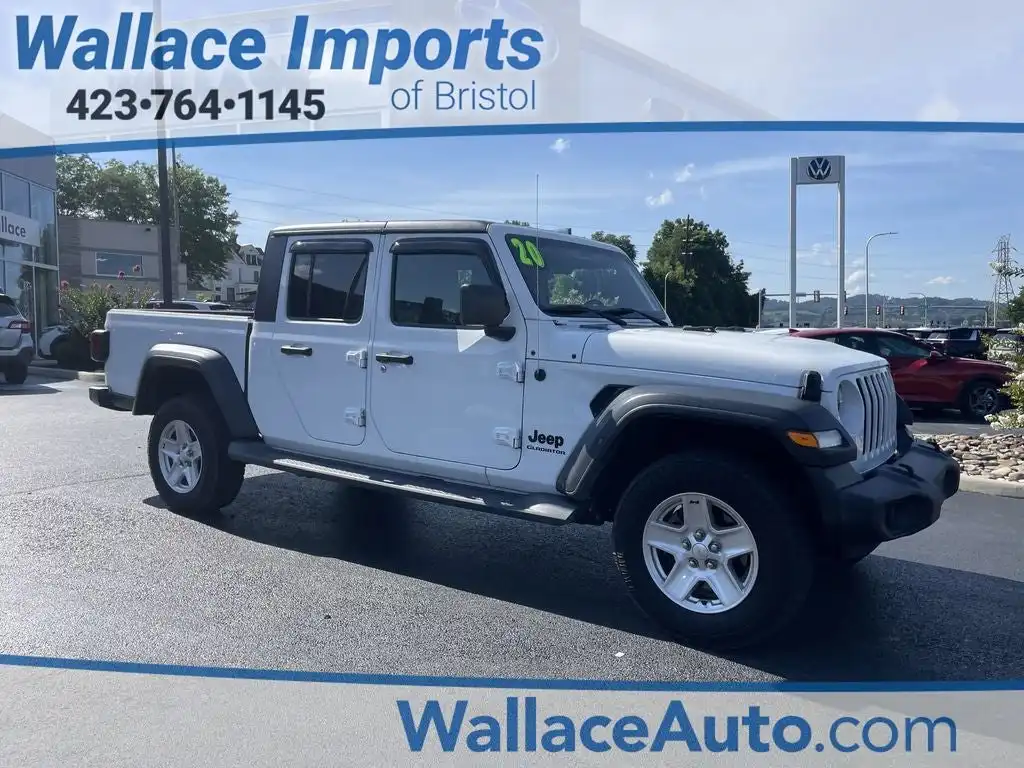 2020 Jeep Gladiator Sport S's photo