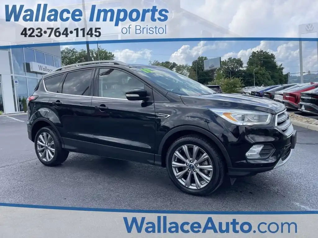 2018 Ford Escape Titanium 4WD's photo