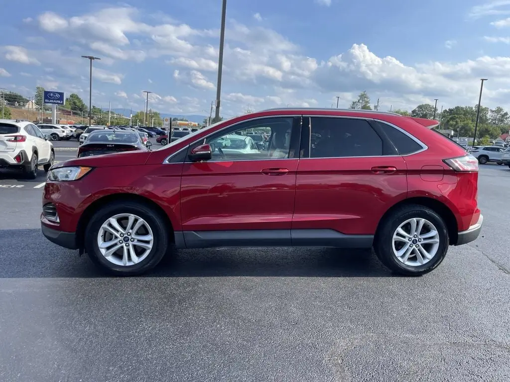 2020 Ford Edge SEL AWD photo 3