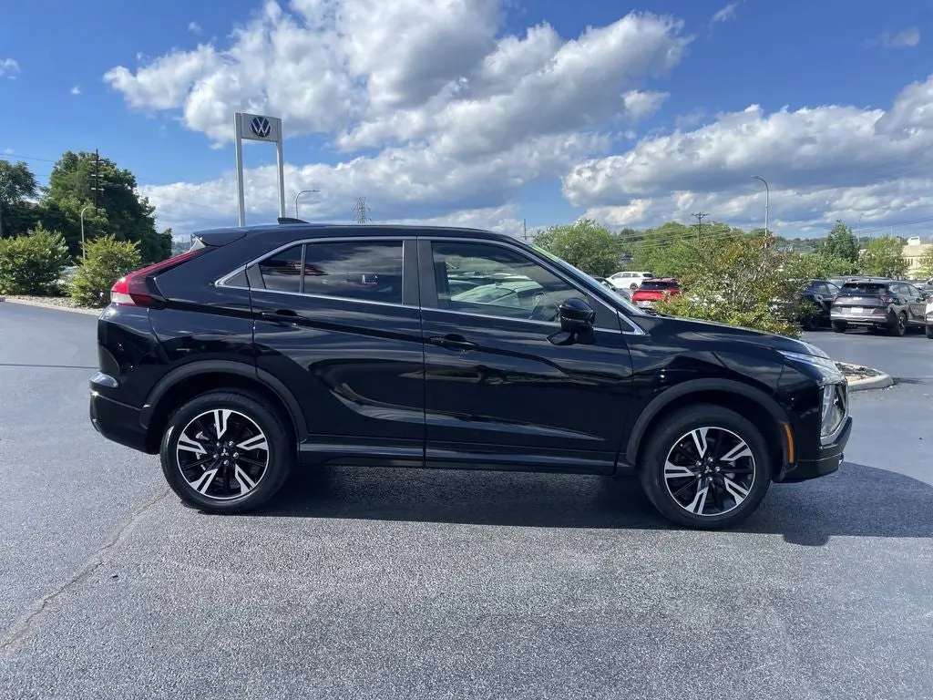 2023 Mitsubishi Eclipse Cross SEL S-AWC photo 4