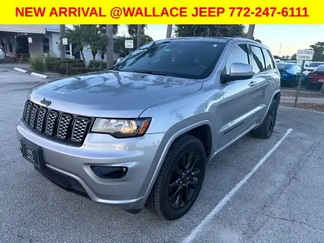 2020 Jeep Grand Cherokee Altitude 4WD's photo