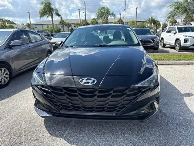 2023 Hyundai Elantra 2.0 SEL IVT SULEV's photo