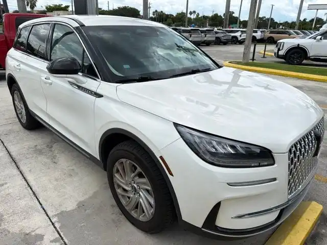 2024 Lincoln Corsair Premiere FWD's photo