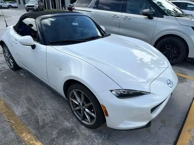 2022 Mazda MX-5 Miata Grand Touring Auto's photo