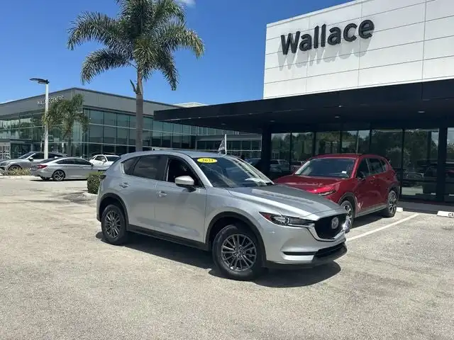 2021 Mazda CX-5 Touring Auto's photo