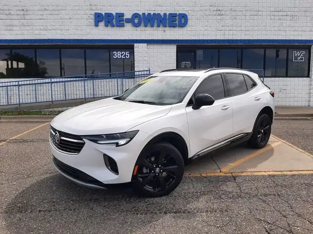 2023 Buick Envision Essence FWD's photo