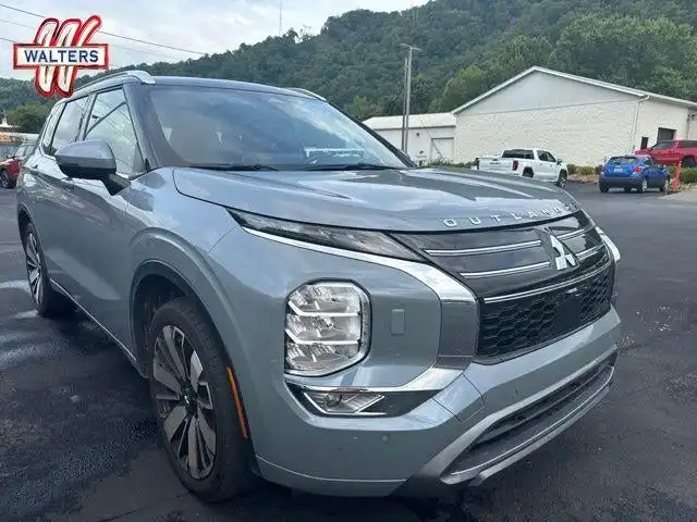 2025 Mitsubishi Outlander SEL S-AWC's photo