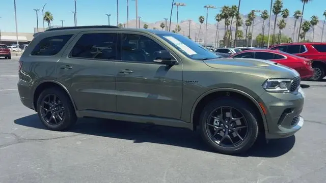 2026 Dodge Durango GT HEMI Plus V8 AWD photo 3